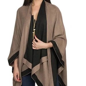 Rachel Reversible Ruana Wrap (Tan/Black)
